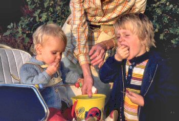 Picture of children eating berries